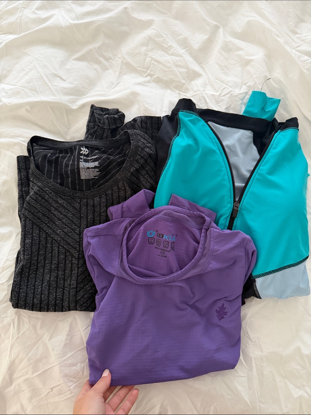 🗽3 Assorted LS Tees - IBKUL / All in Motion etc - Women's Performance Tees